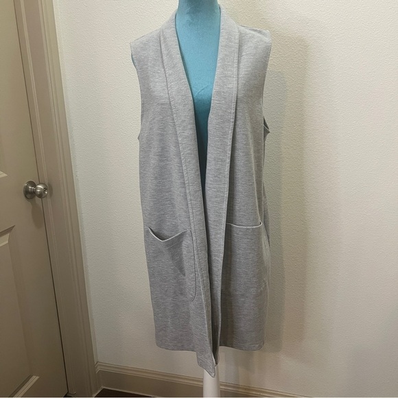 Signature Weekend Sweaters - Signature Weekend Gray Duster Women size XL W/ Pockets Long Open Front Cardigan